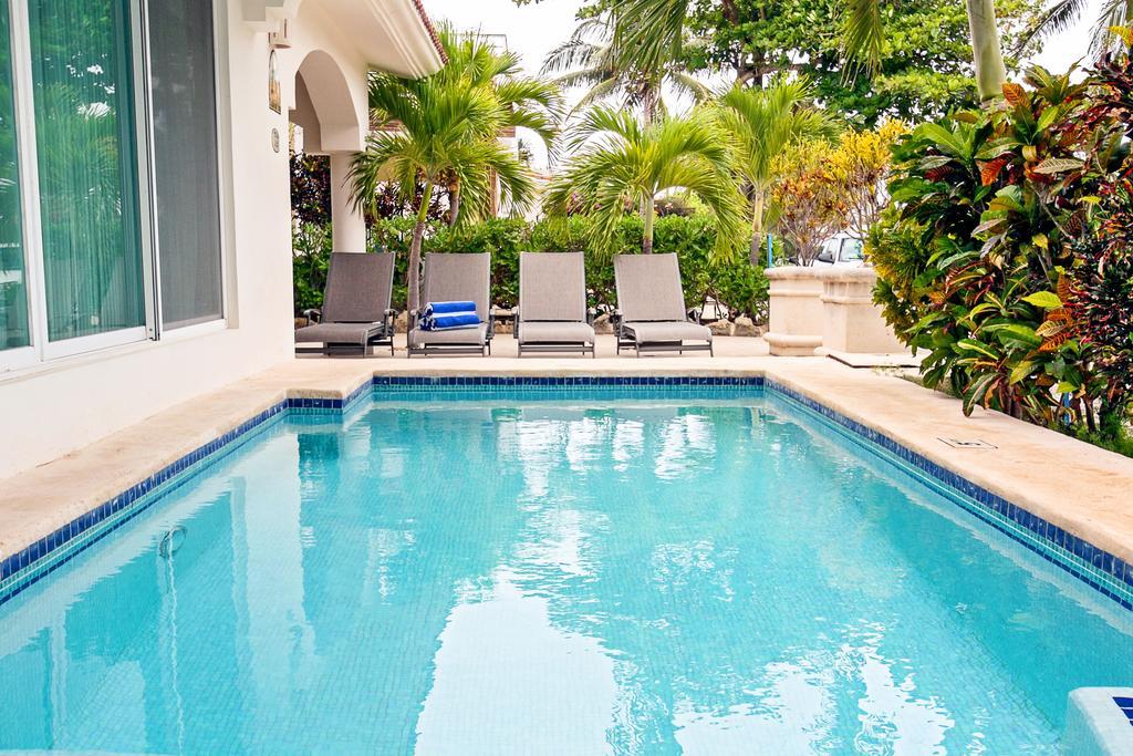 Villa Vista Del Mar - Beachside Vacation - At Playacar Phase I *