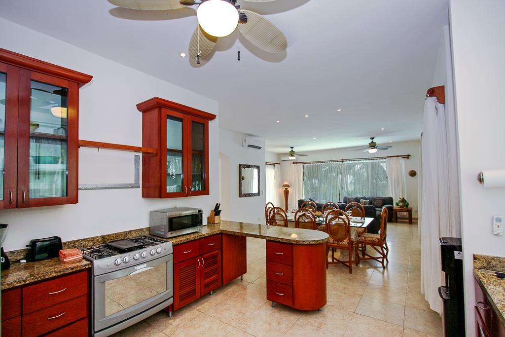 Vista Del Mar - Beachside Vacation - At Playacar Phase I Playa del Carmen