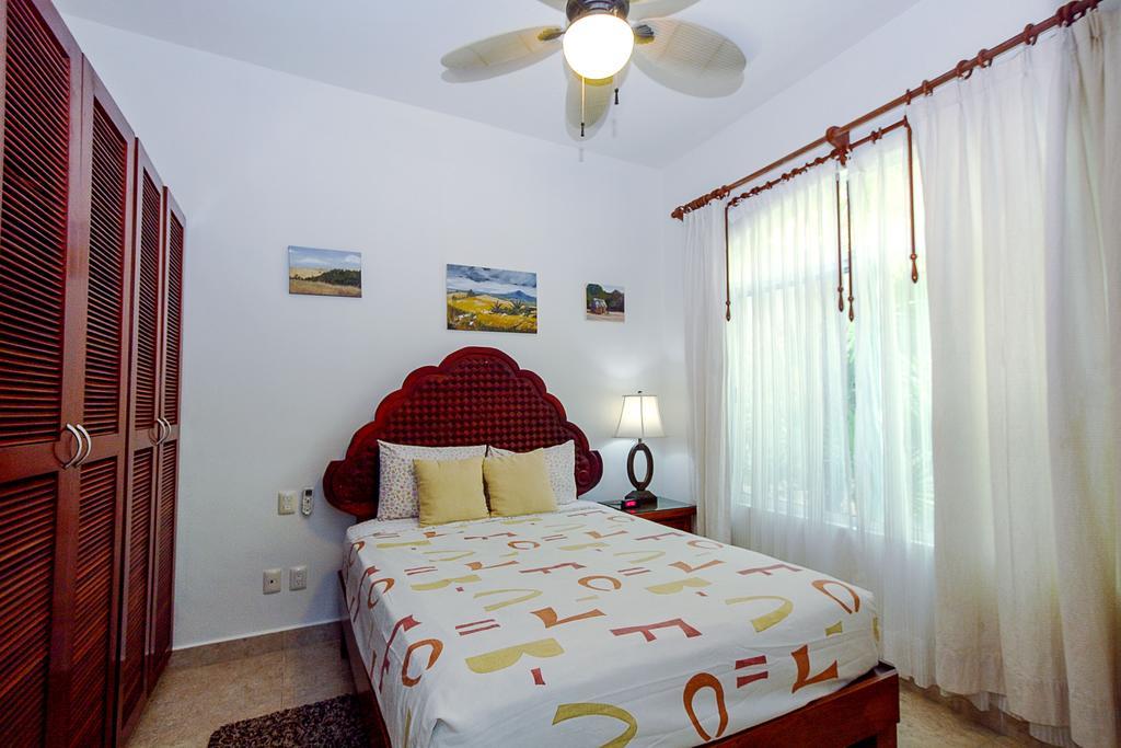 Villa Vista Del Mar - Beachside Vacation - At Playacar Phase I Playa del Carmen